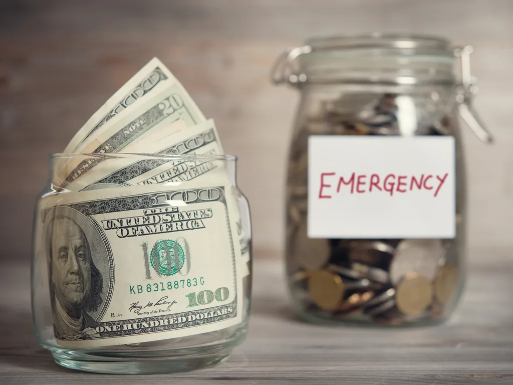 How Much to Save for an Emergency Savings Fund, And How to Get Started