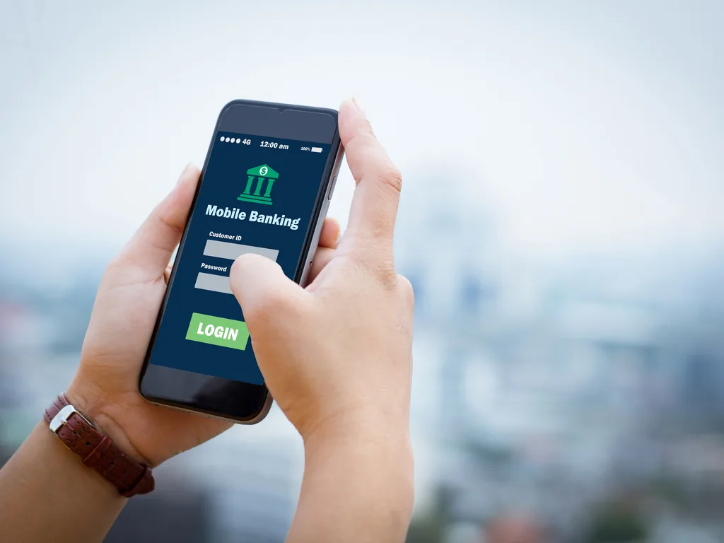 7 Best Mobile and Online Banking Apps