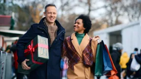 Dreading the Holiday Wallet Strain? Tips to Start Preparing Now
