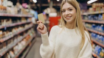 Best Ways to Layer Credit Card Benefits With Apps and Memberships